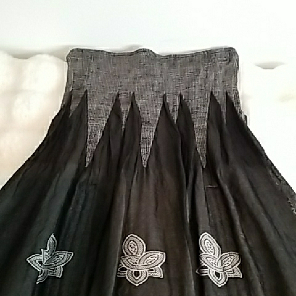 Black and Gray Strapless Dress with Butterfly Design